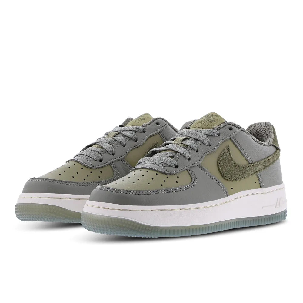 Nike Air Force 1 LV8 FQ6948-001 / grau