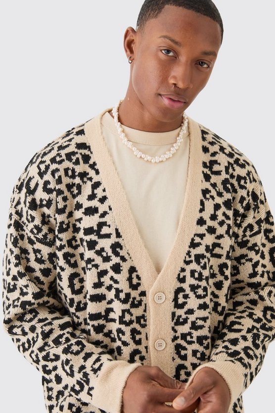 Kastiger Oversize Jacquard-Cardigan mit Leopardenprint