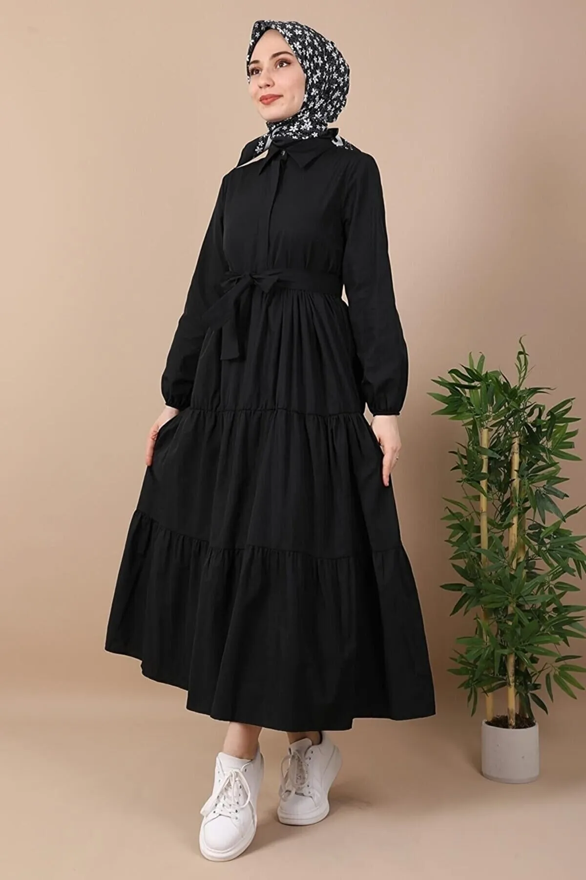 VOLT CLOTHİNG  Kleid mit Hemdkragen und Knöpfen