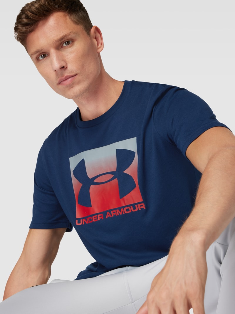 T-Shirt mit Label-Print in marineblau