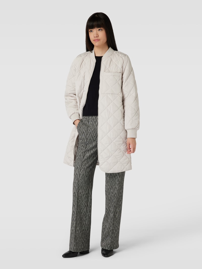 Steppmantel mit Brusttasche in beige