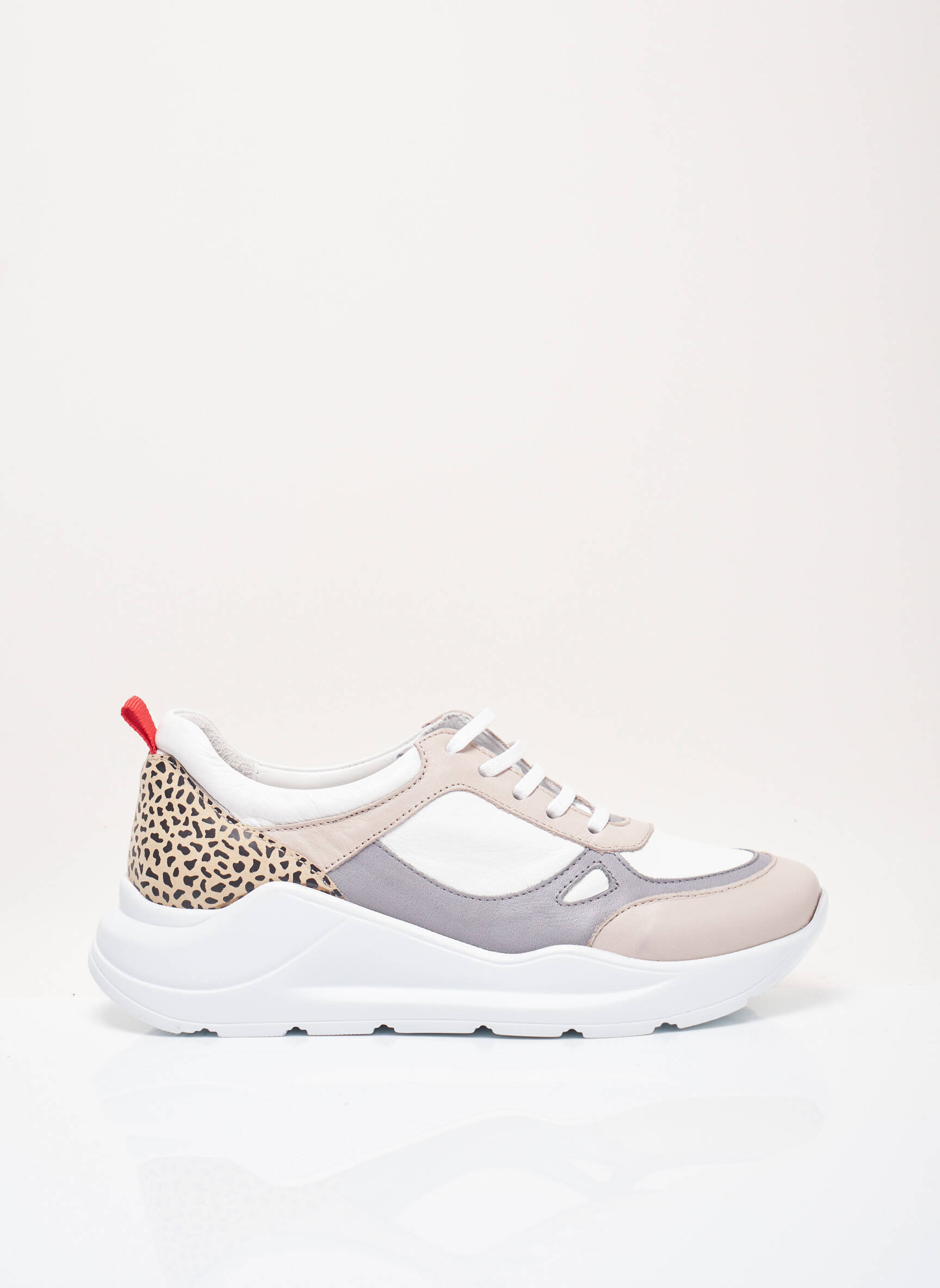 Andrea Conti Baskets Femme couleur beige