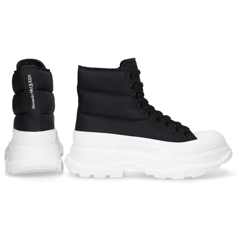 Alexander McQueen - Stiefeletten TREAD SLICK Nylon - schwarz