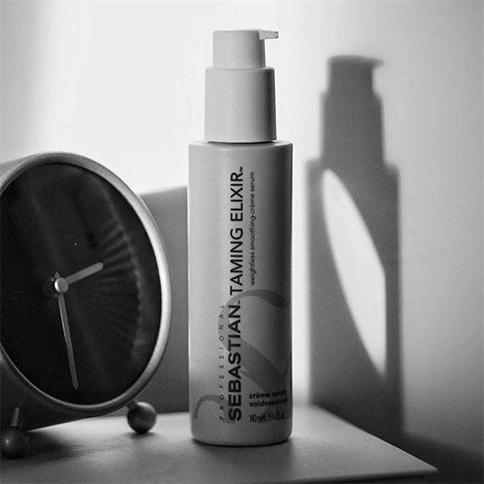Taming Elixir Weightless Smoothing Crème Serum
