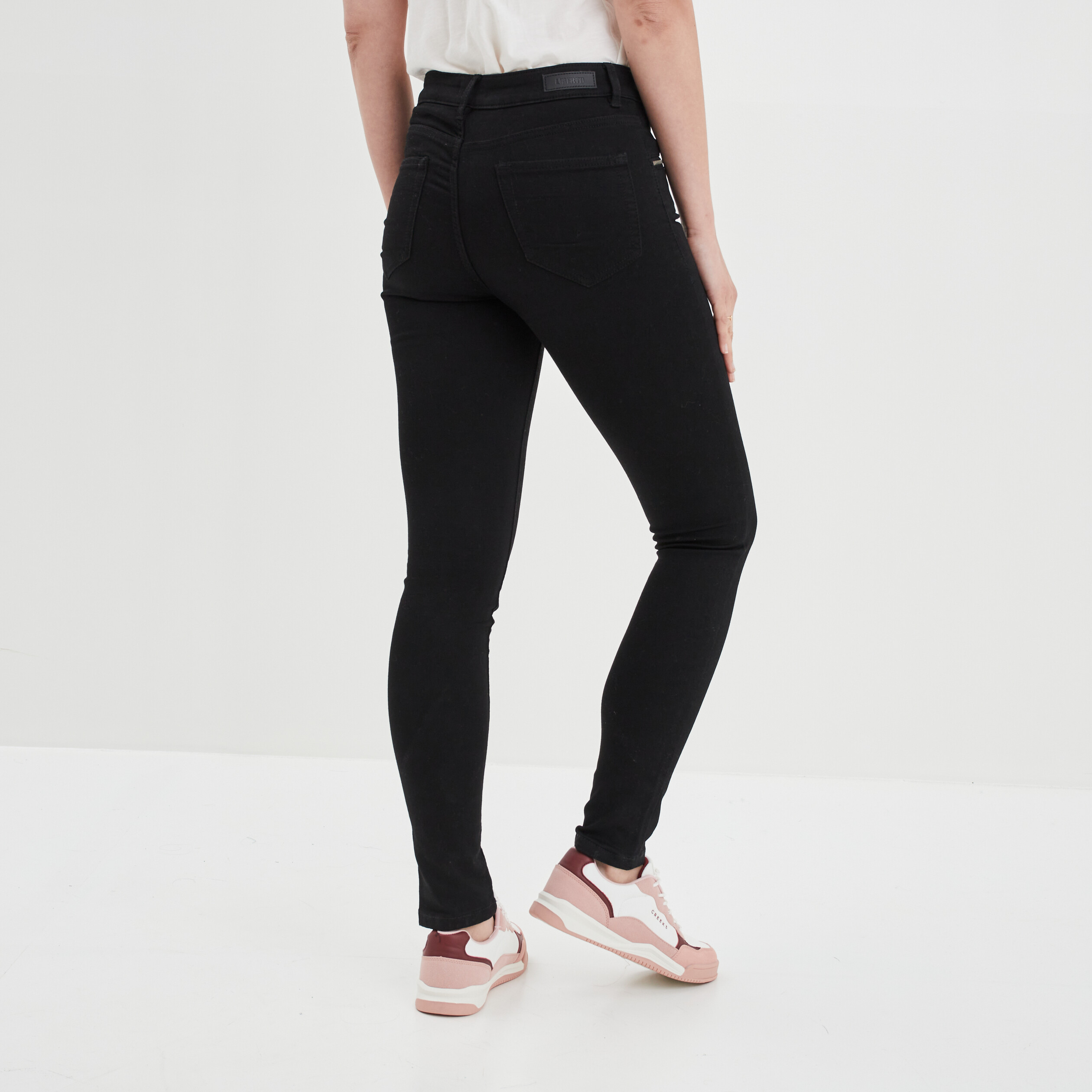 Jeans slim détails zippés denim noir femme | La Halle