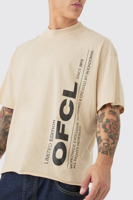 Kastiges Oversize T-Shirt mit Official Text Print