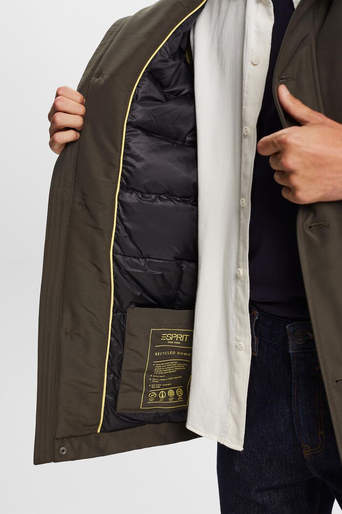 Daunenjacke mit Kapuze