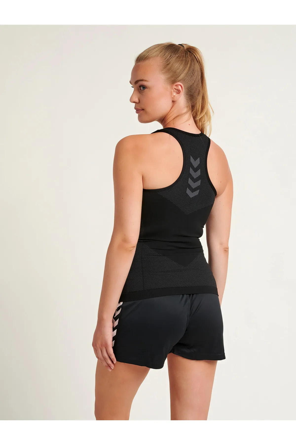 hummel  hmlFIRST NAHTLOSE TANKTOP DAMEN