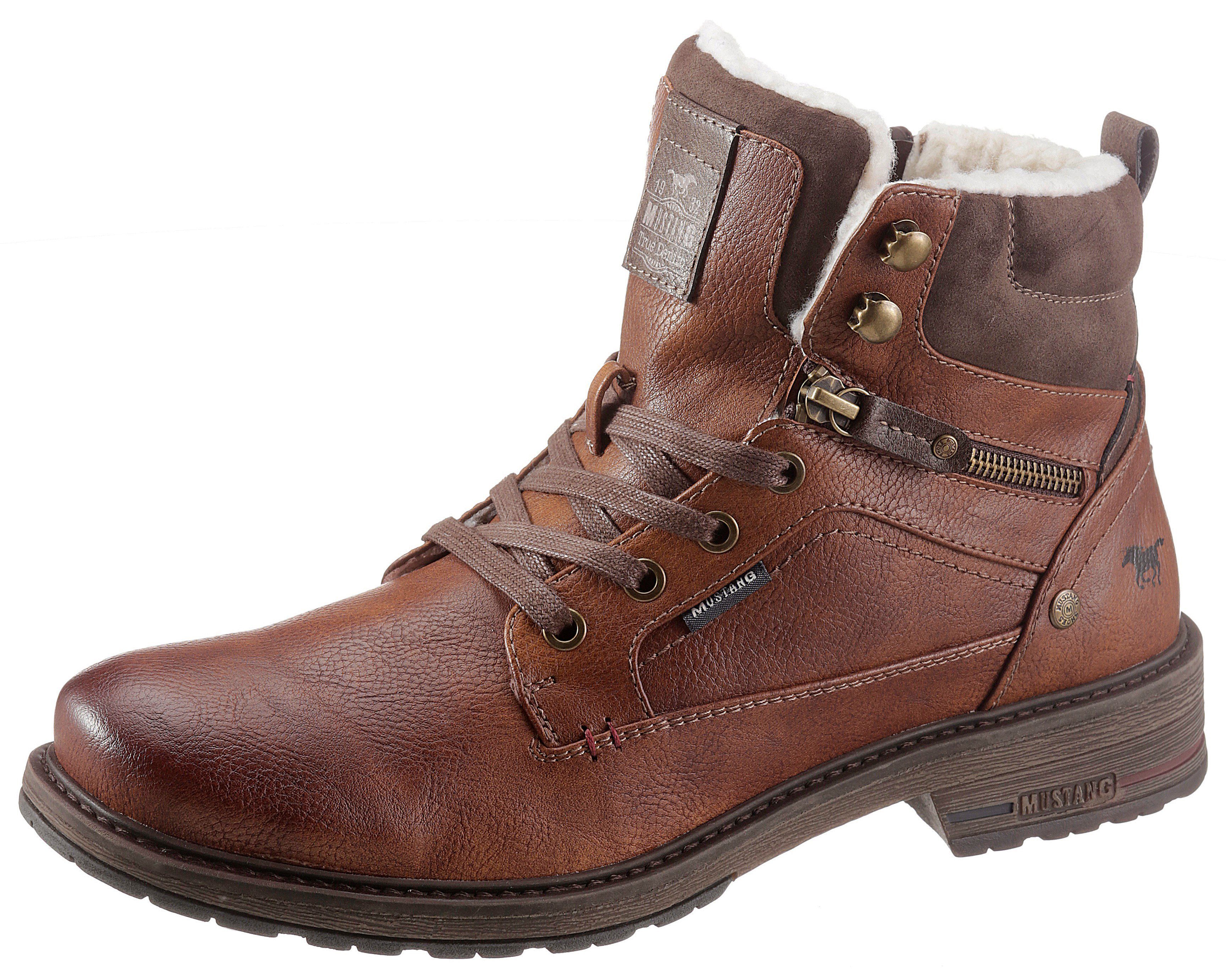 Mustang Shoes Winterstiefelette mit Zierreißverschluss an der Außenseite