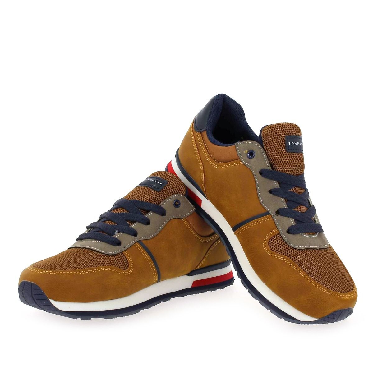 Tommy Hilfiger  T3B9 - cognac