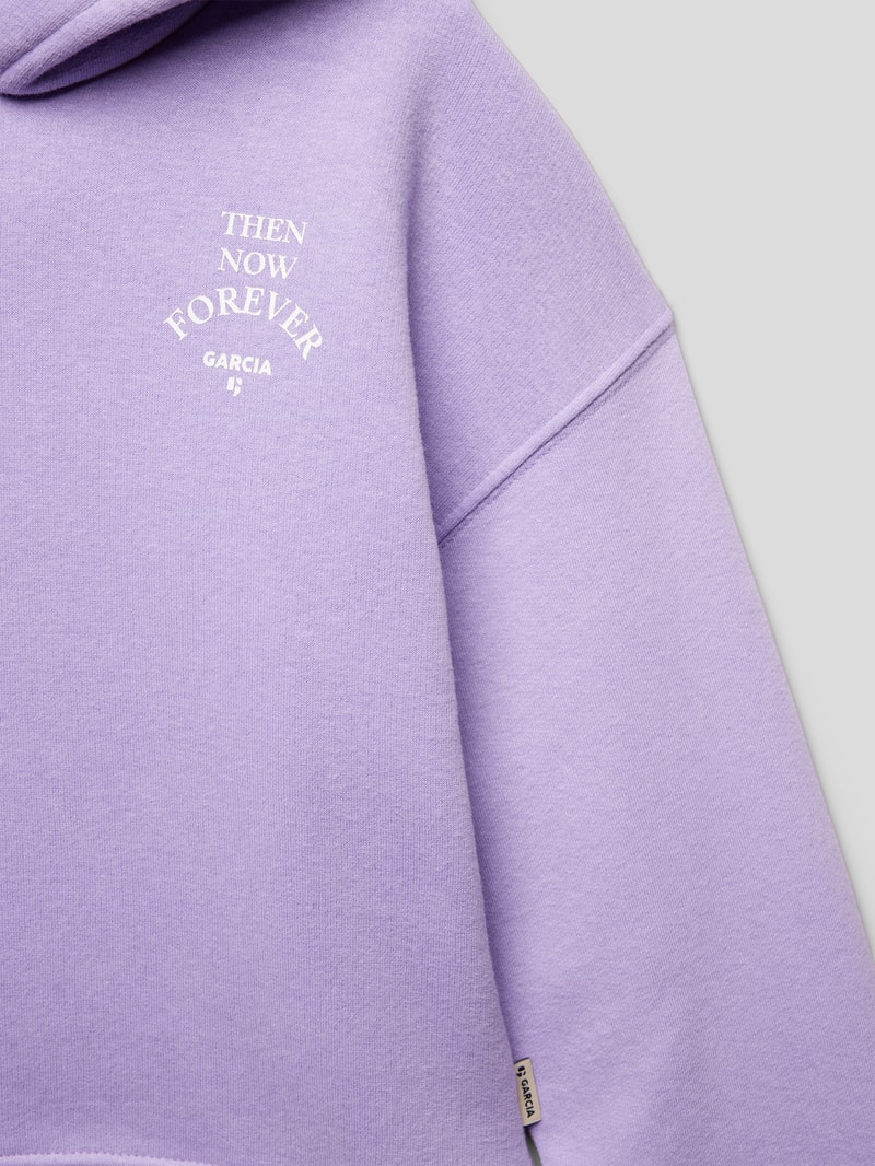 Cropped Hoodie mit Label-Print Modell 'CLEAN' in flieder