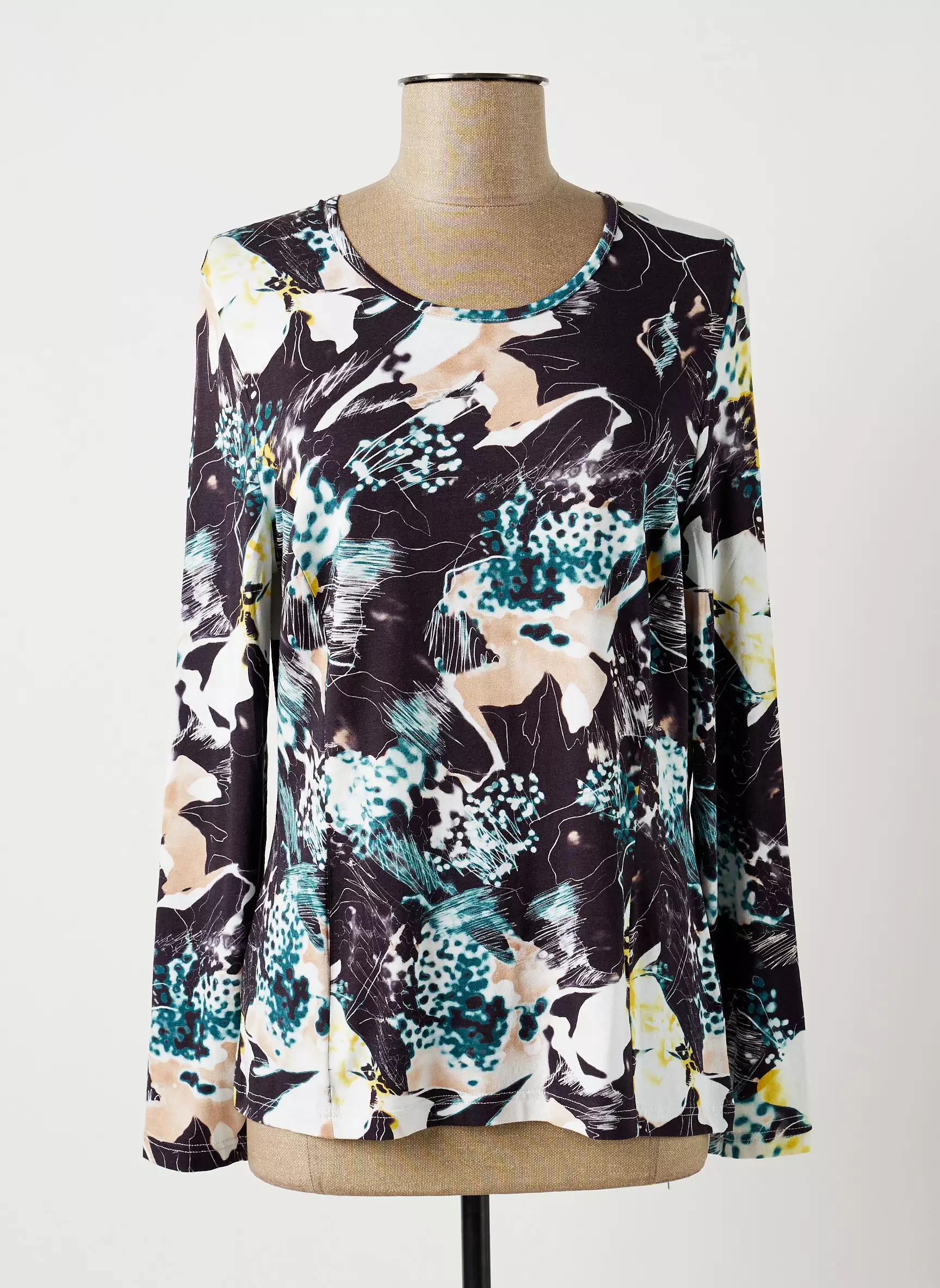 Guy Dubouis Tshirts Femme couleur gris