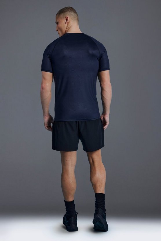 Man Active Muscle-Fit T-Shirt mit Print