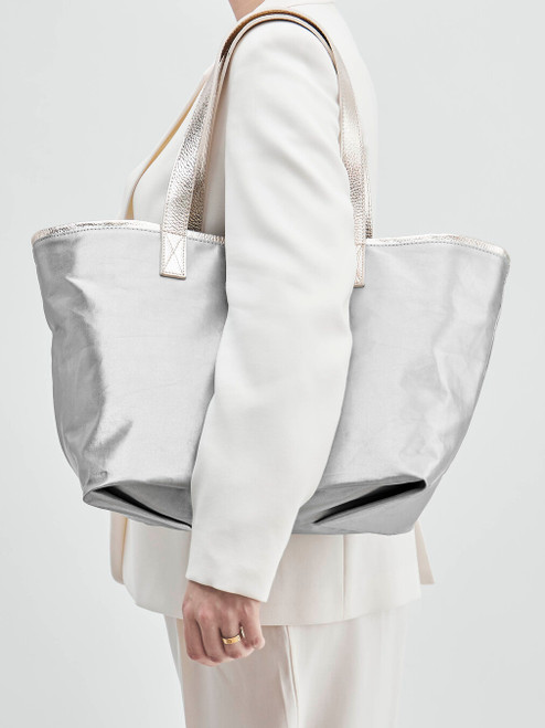 Shopper-93034480001 AU 79