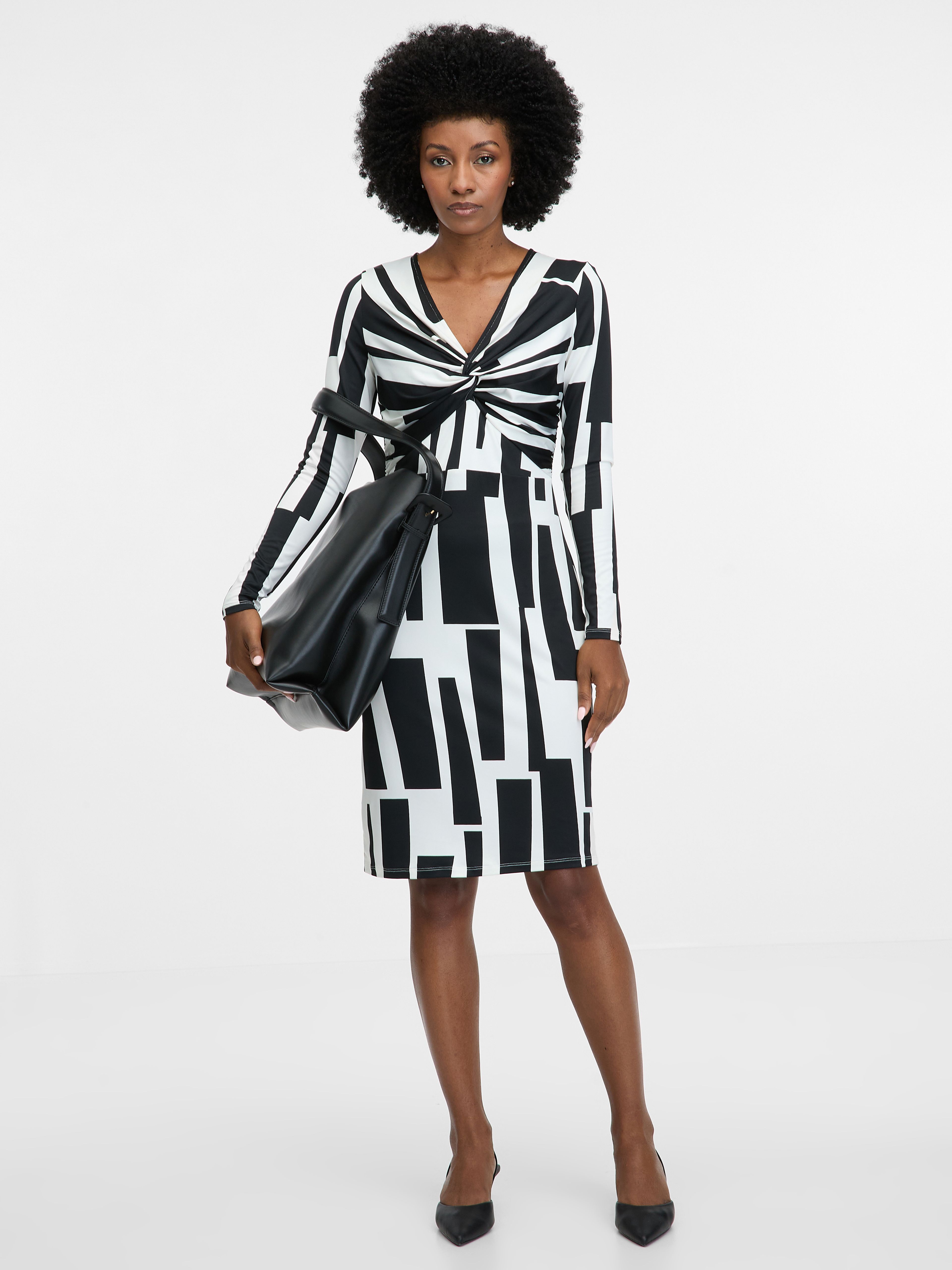 Schwarzes knielanges Damenkleid ORSAY