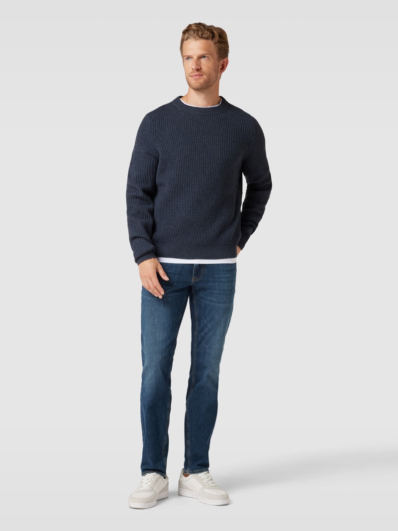 Slim Fit Jeans mit Kontrastnähten Modell 'Chris' in blau