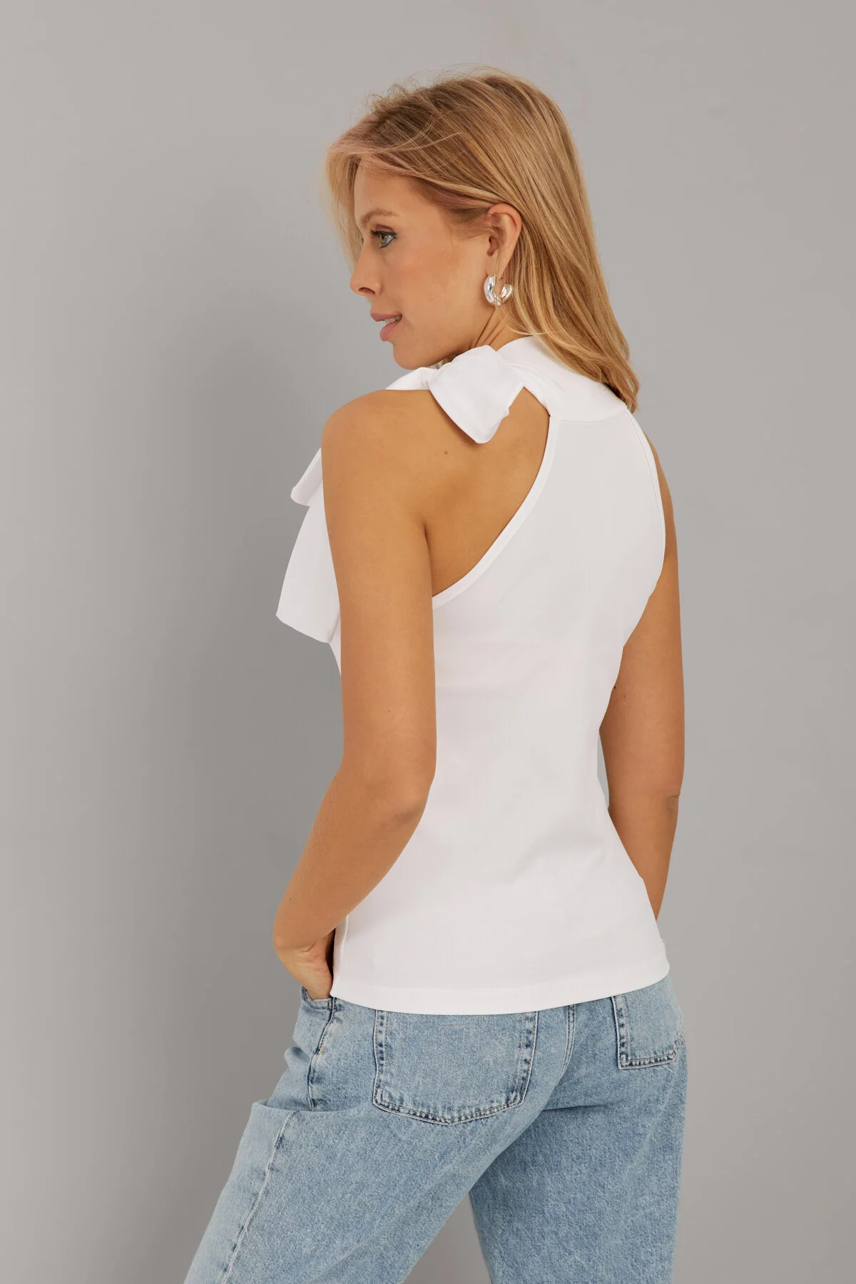 Cool & Sexy  Weiße Damenbluse mit Schleife EY2726