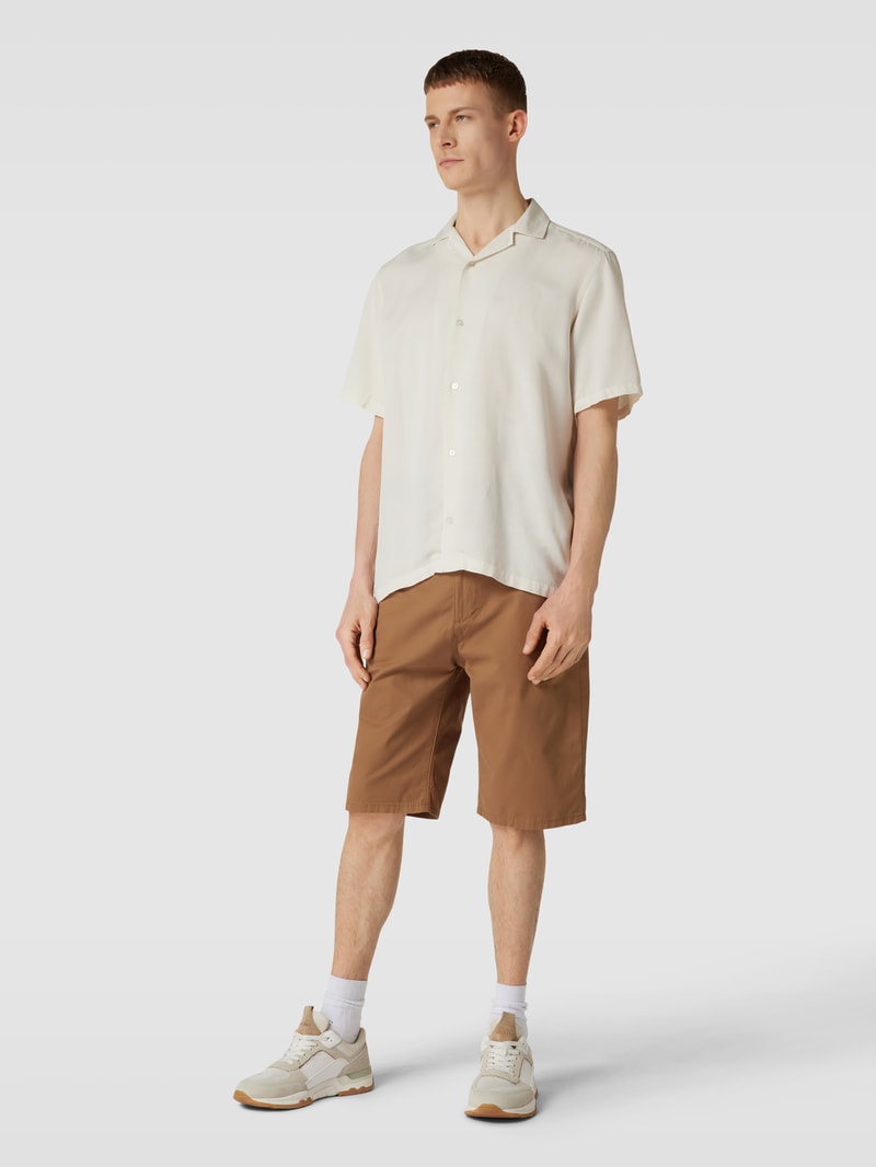 Bermudas mit seitlichen Eingrifftaschen Modell 'SUS' in camel