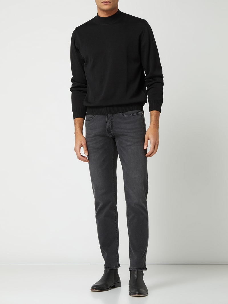 Pullover aus Merinowolle mit Stehkragen in schwarz