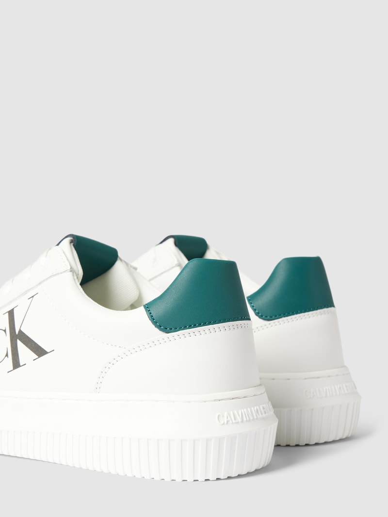 Sneaker aus Leder mit Label-Print in weiss
