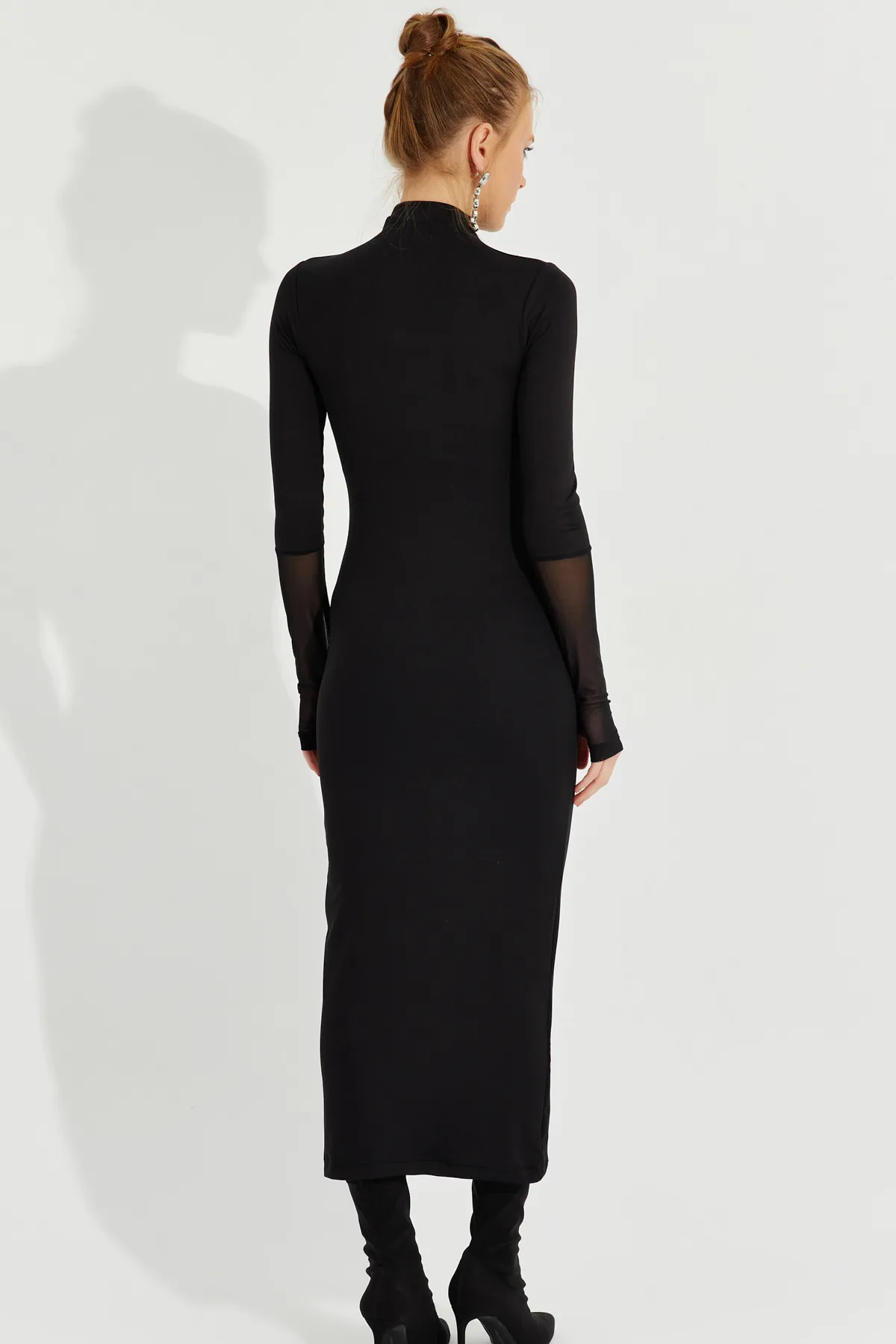 Cool & Sexy  Schwarzes, detailliertes Midikleid aus Tüll für Damen mit Handschuhen EY2600