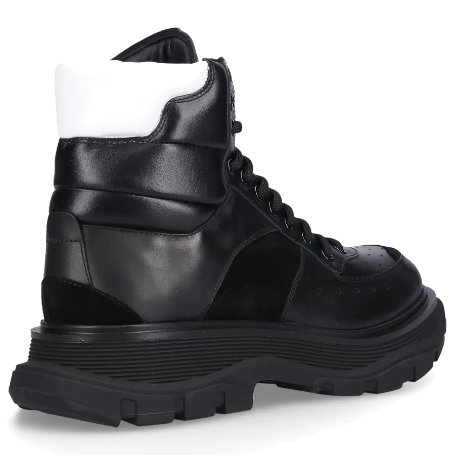 Alexander McQueen - Stiefeletten WHRH6 Kalbsleder - schwarz