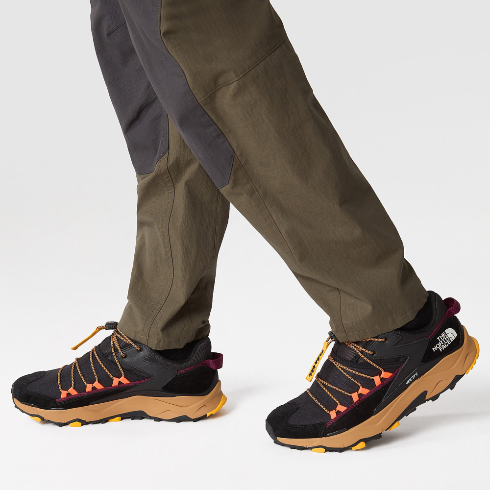 The North Face Vectiv Taraval Tech NF0A7W4SKIL / schwarz