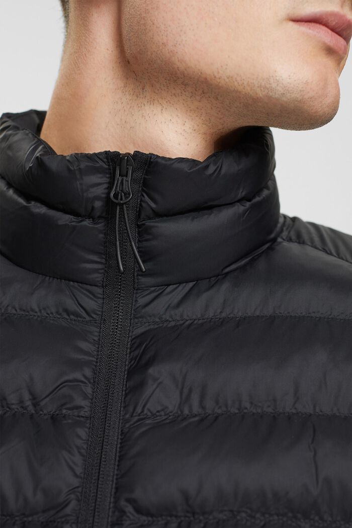 Steppjacke mit hohem Kragen