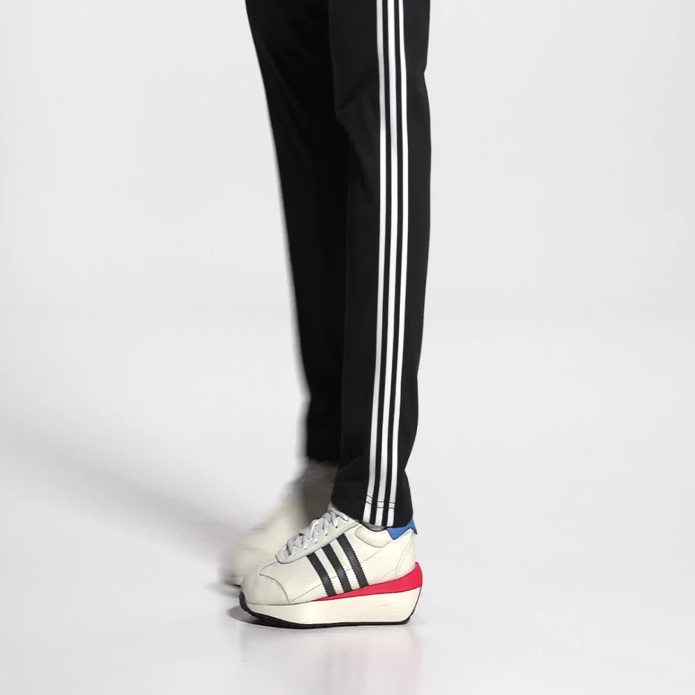 adidas Country XLG ID4710 / weiss