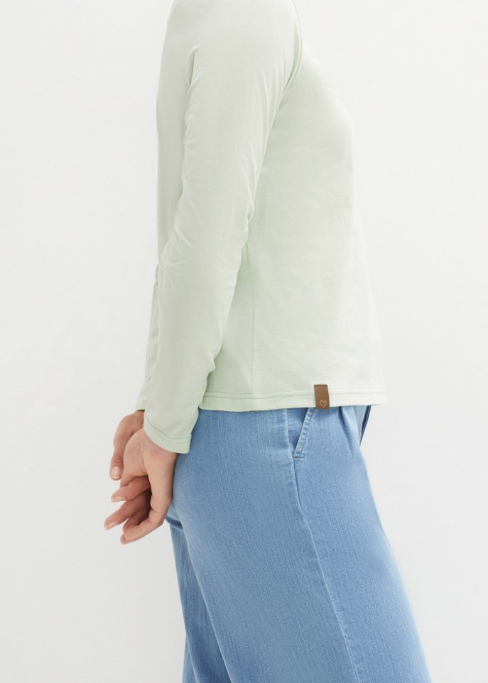 Langarmshirt mit Zierknöpfen
