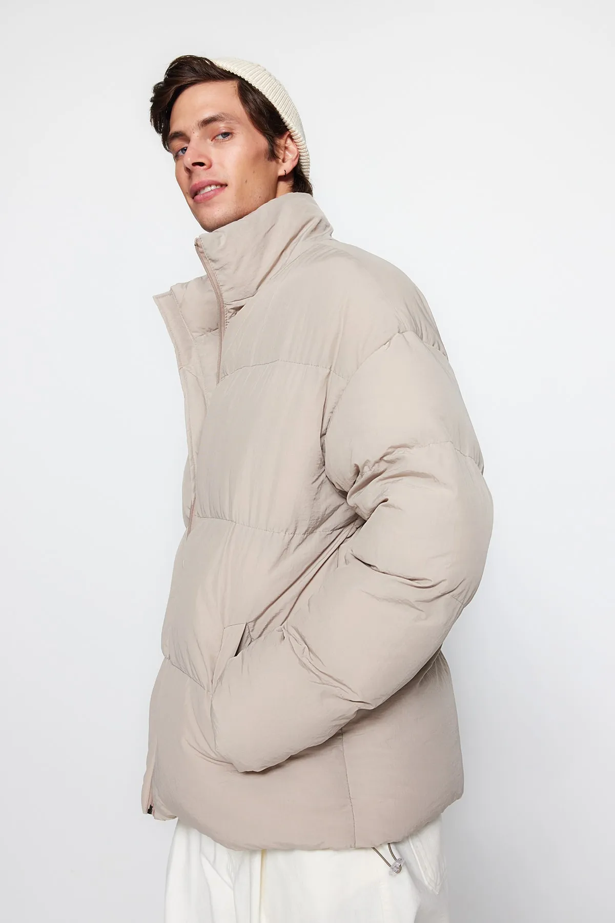 Trendyol Collection  Stone Unisex Oversize Fit Stehkragen Pufferjacke TMNAW24MO00003