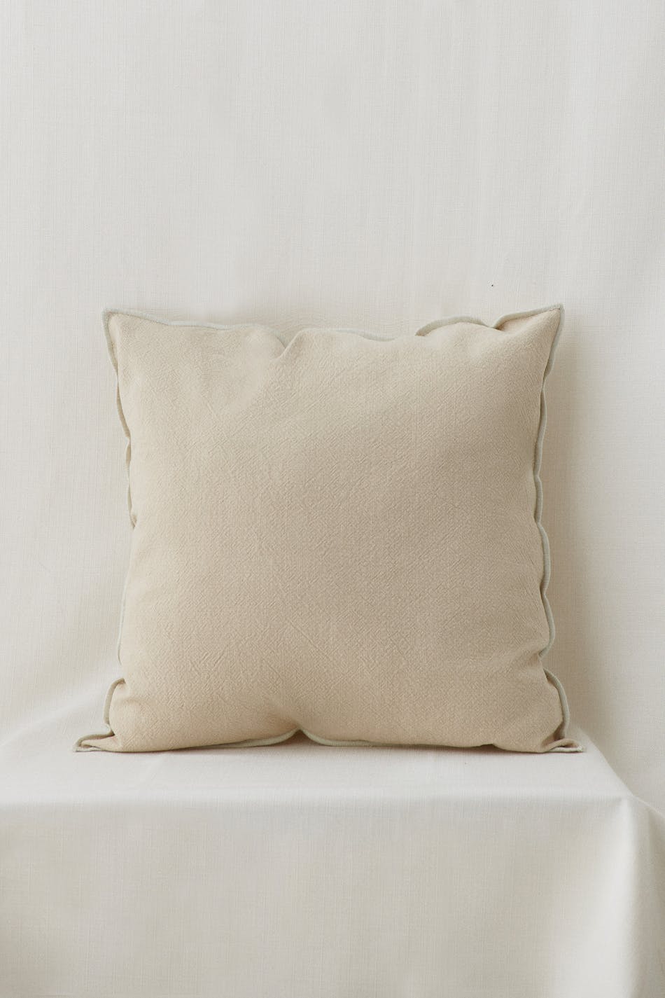 Contrast cushion cover