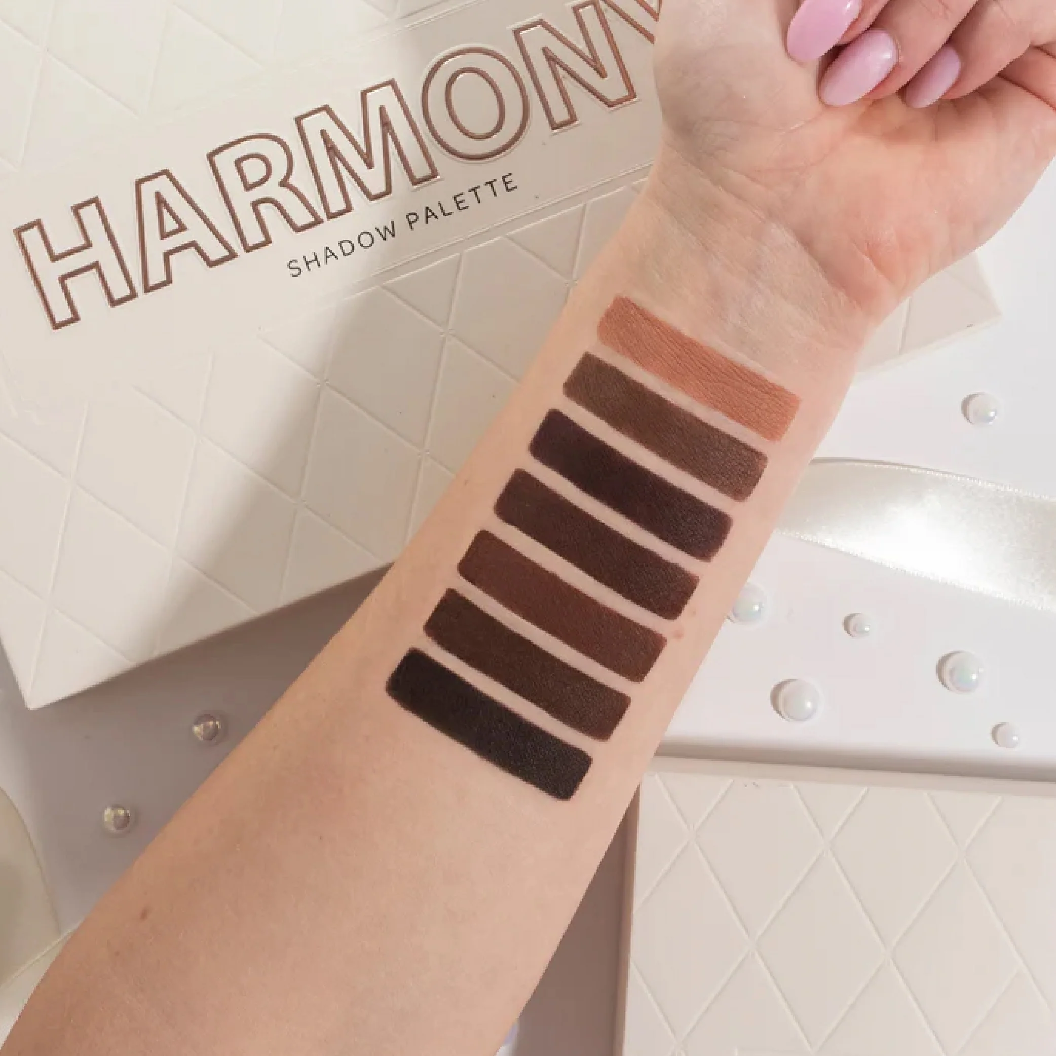 Harmony Shadow Palette - Luomiväripaletti