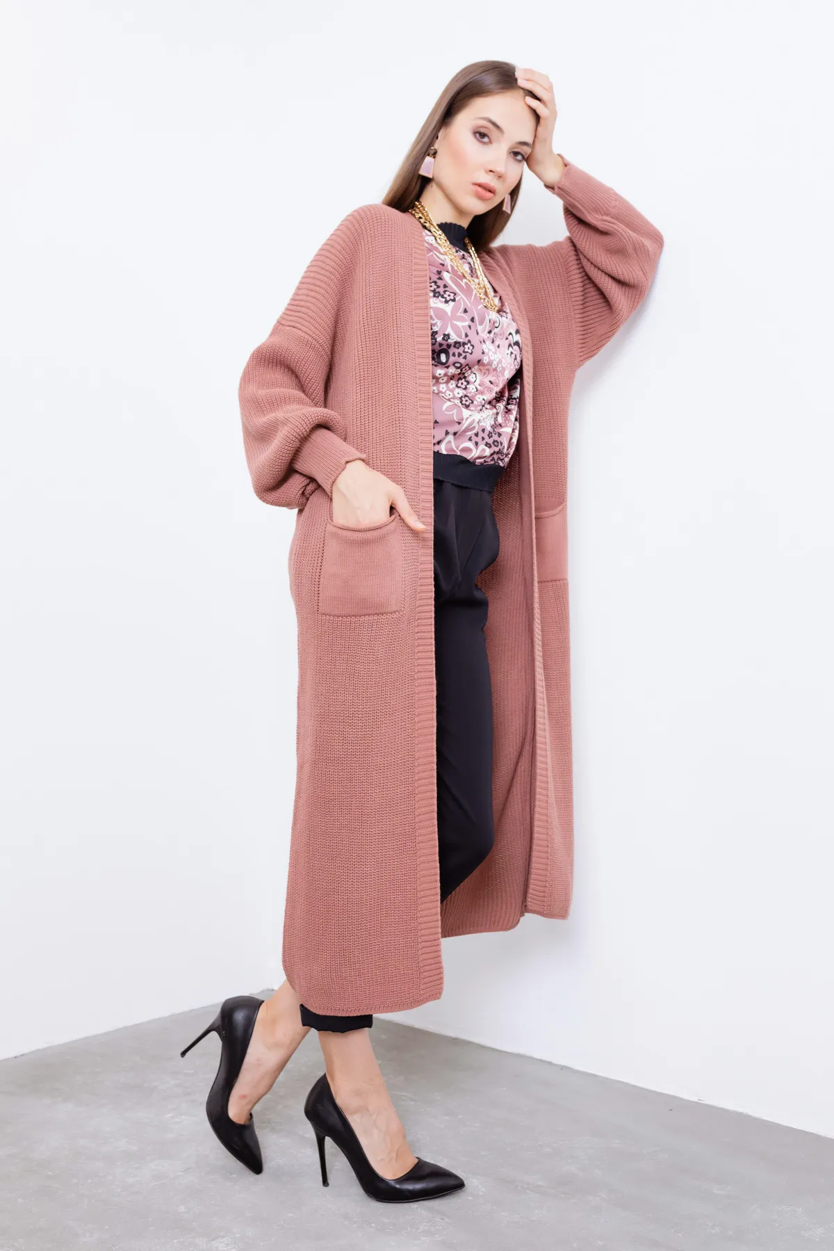 Lafaba  Lange Strickjacke mit Ballonärmeln in Rosa für Damen