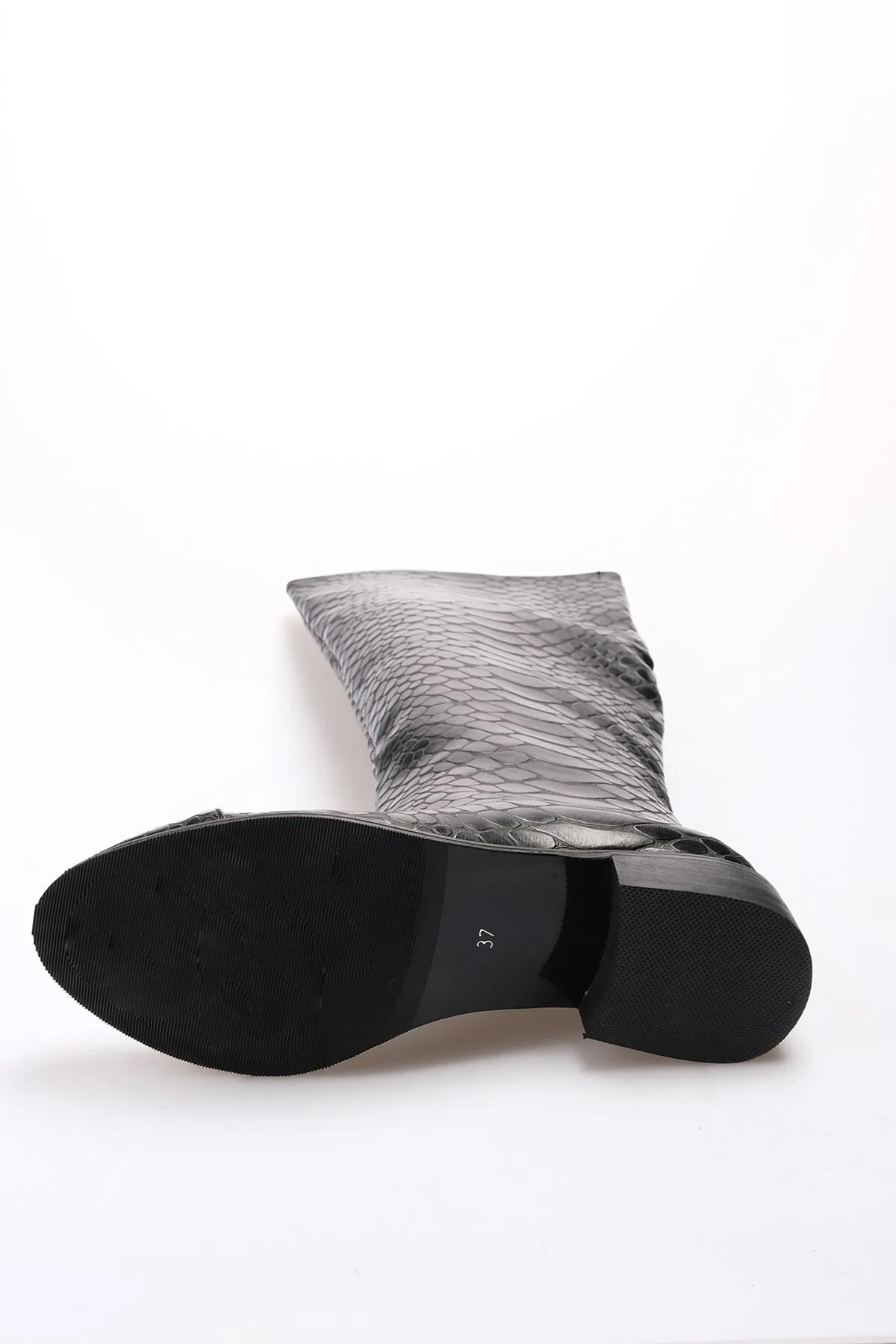 Mio Gusto  Parley schwarze Damenstiefel mit Krokodilmuster, ohne Reißverschluss, dünnes Kunstfellfutter