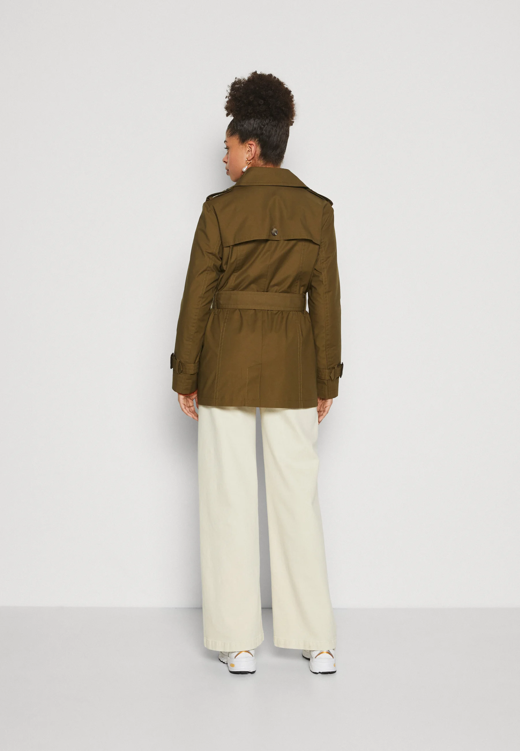 Esprit CLASSIC - Gabardina