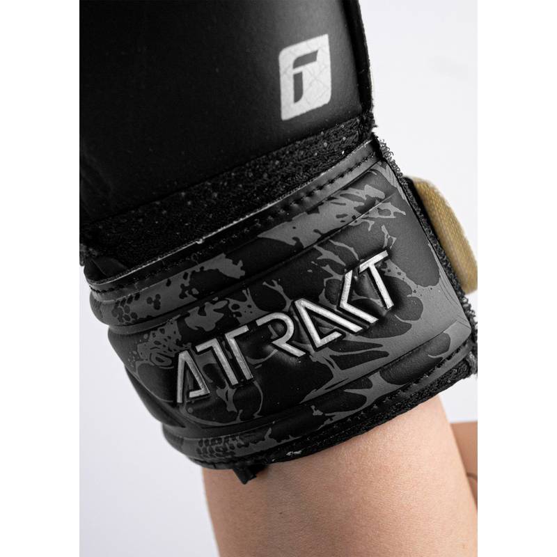 Reusch Attrakt Solid Finger Support Junior Torwarthandschuhe Kinder