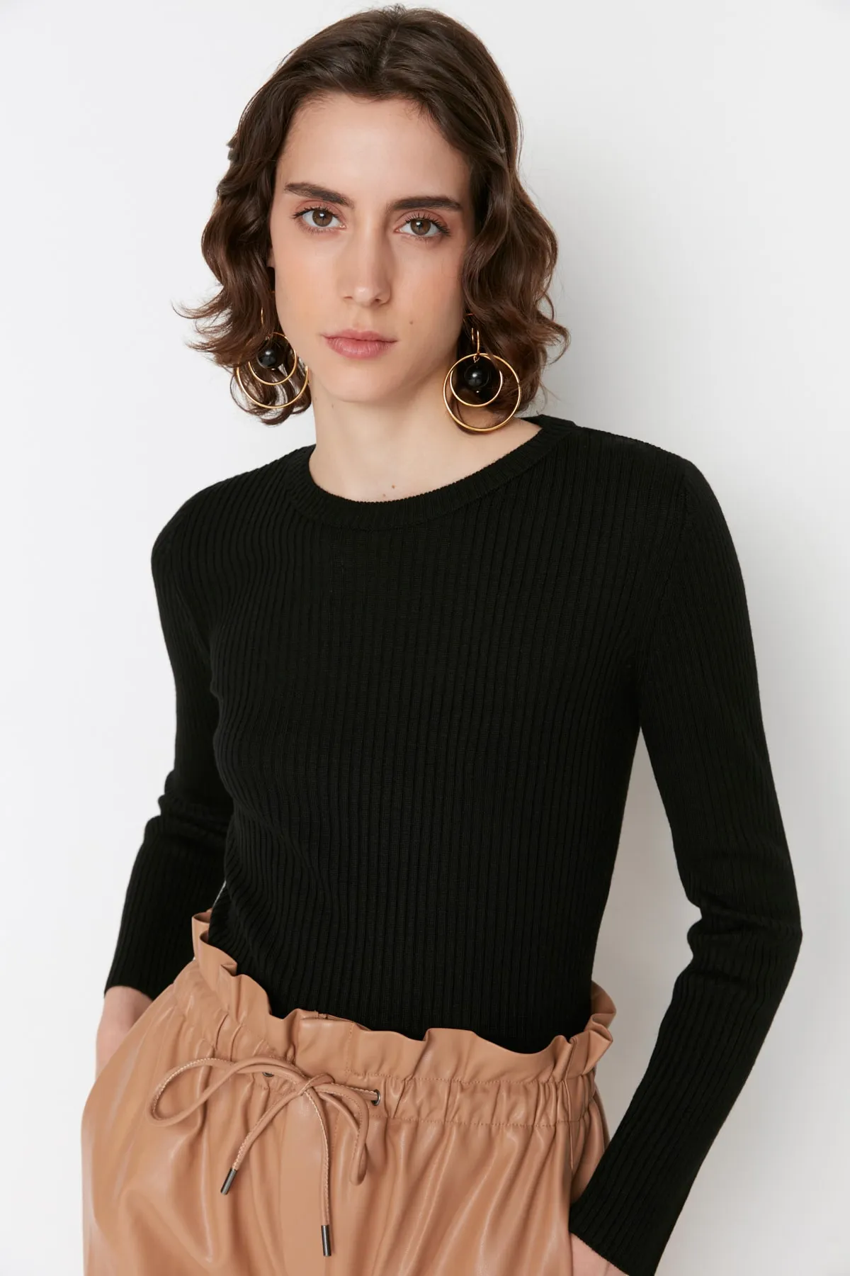 Trendyol Collection  Schwarz-mehrfarbige Strickpullover im Doppelpack TWOAW22KZ1766