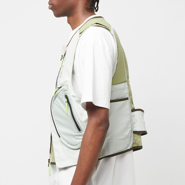 NIKE U Nrg Ispa Vest 2.0 light silver/alligator/sequoia