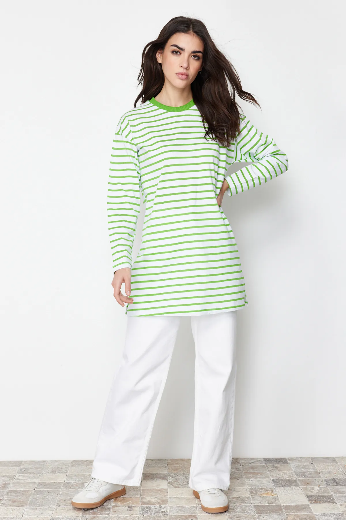 Trendyol Modest  Pistaziengrün gestreifte Stricktunika TCTAW22UK0240