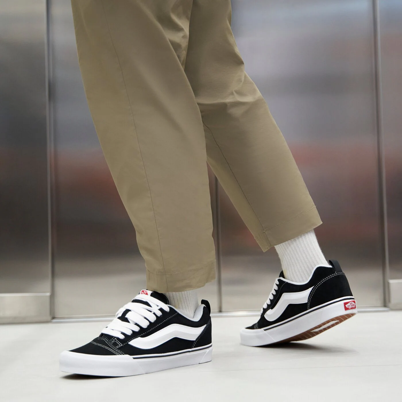 VANS KNU SKOOL Schwarz