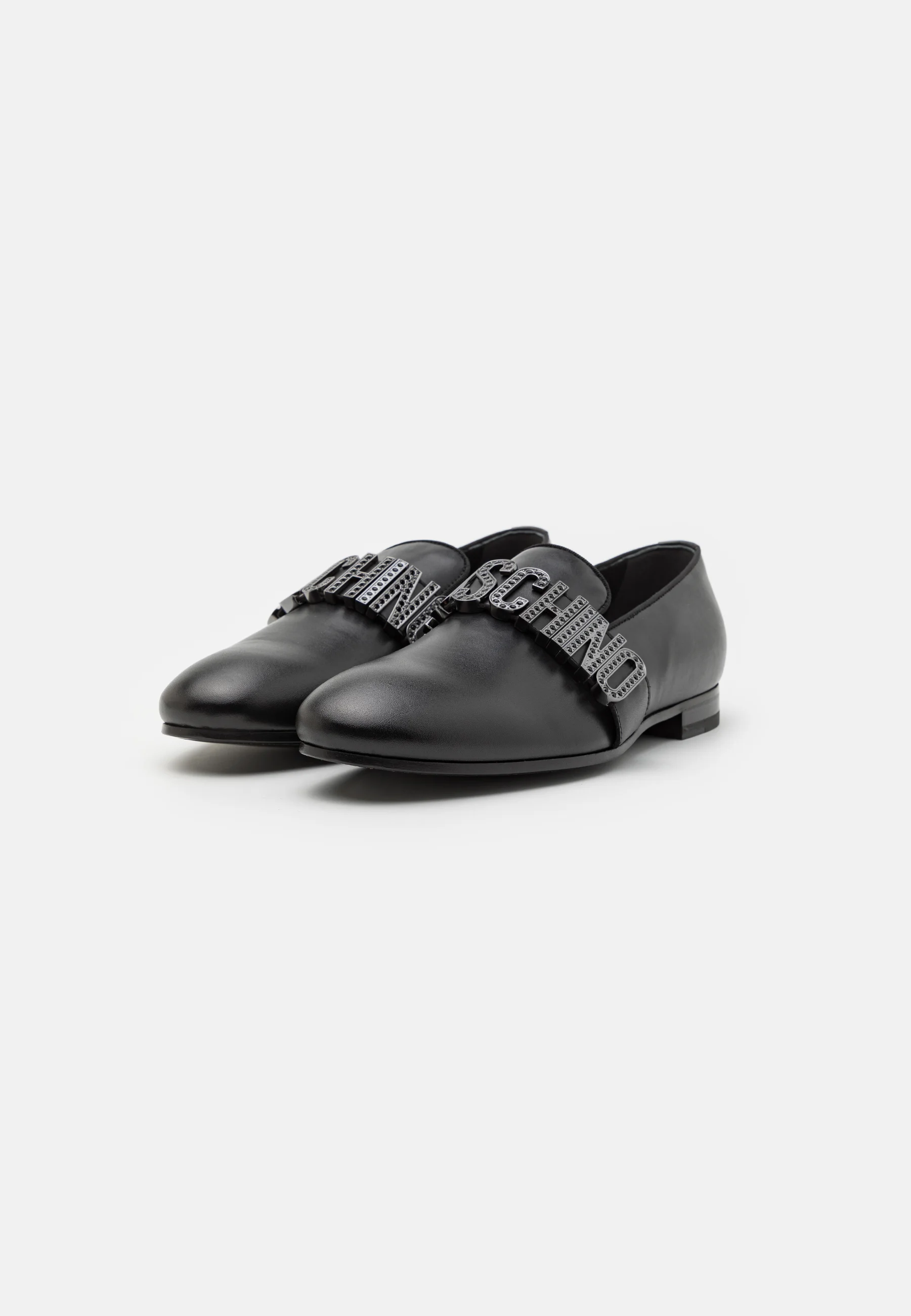 LETRAS METÁLICAS DE MOSCHINO - Zapatos sin cordones
