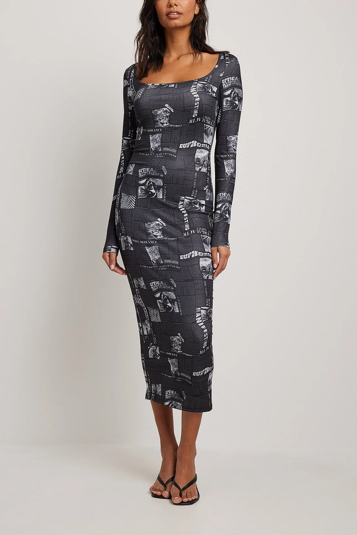 Bedrucktes Maxikleid mit quadratischem Ausschnitt