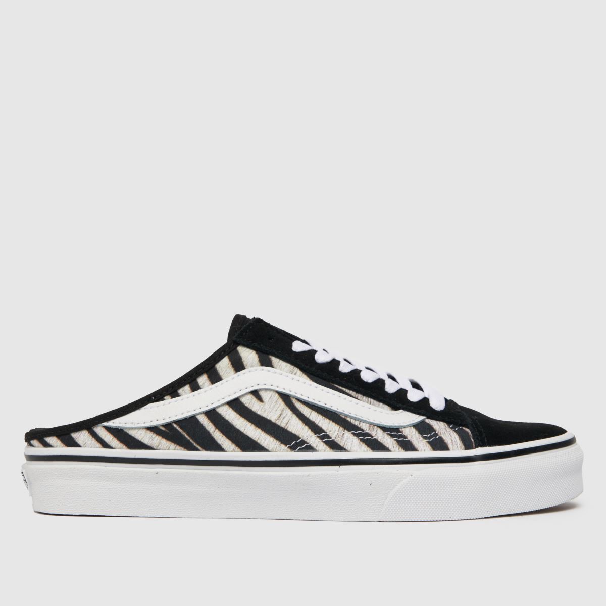 Vans UA Style 23 mule-sneakers i vitt och svart