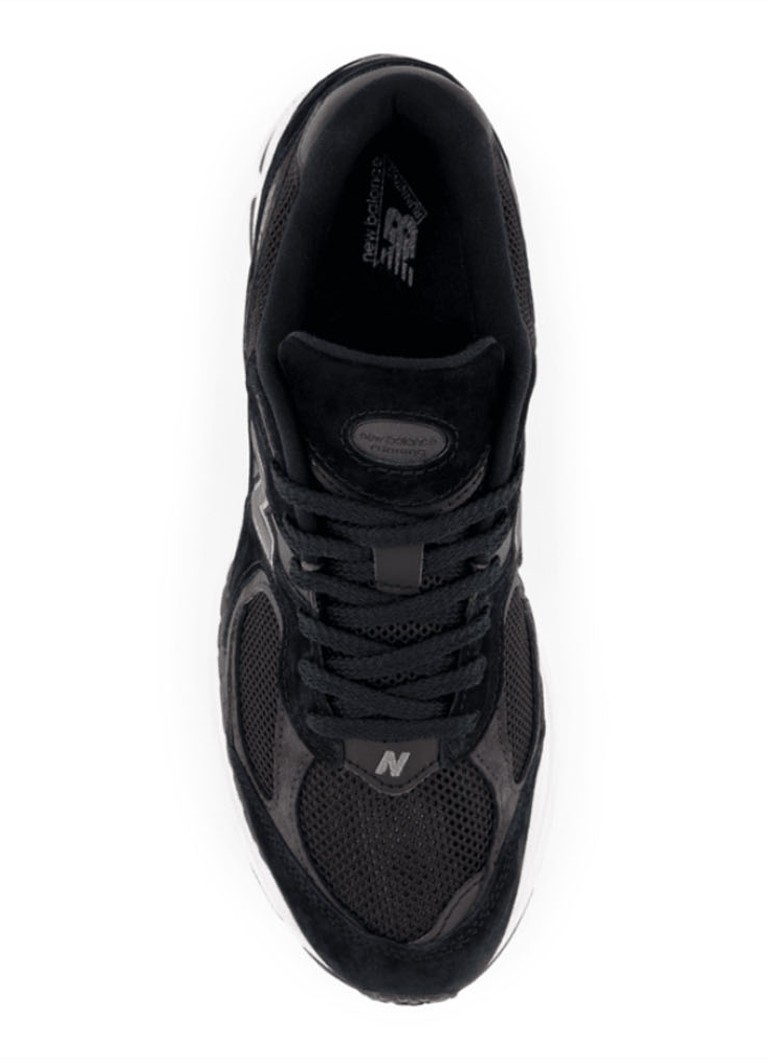 New Balance 2002R kedas ar zamšādas detaļām
