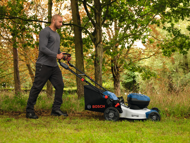 Bosch Blue 06008C8200 GRA18V2-46SP Trådløs gressklipper ekskl. batteri og lader i eske