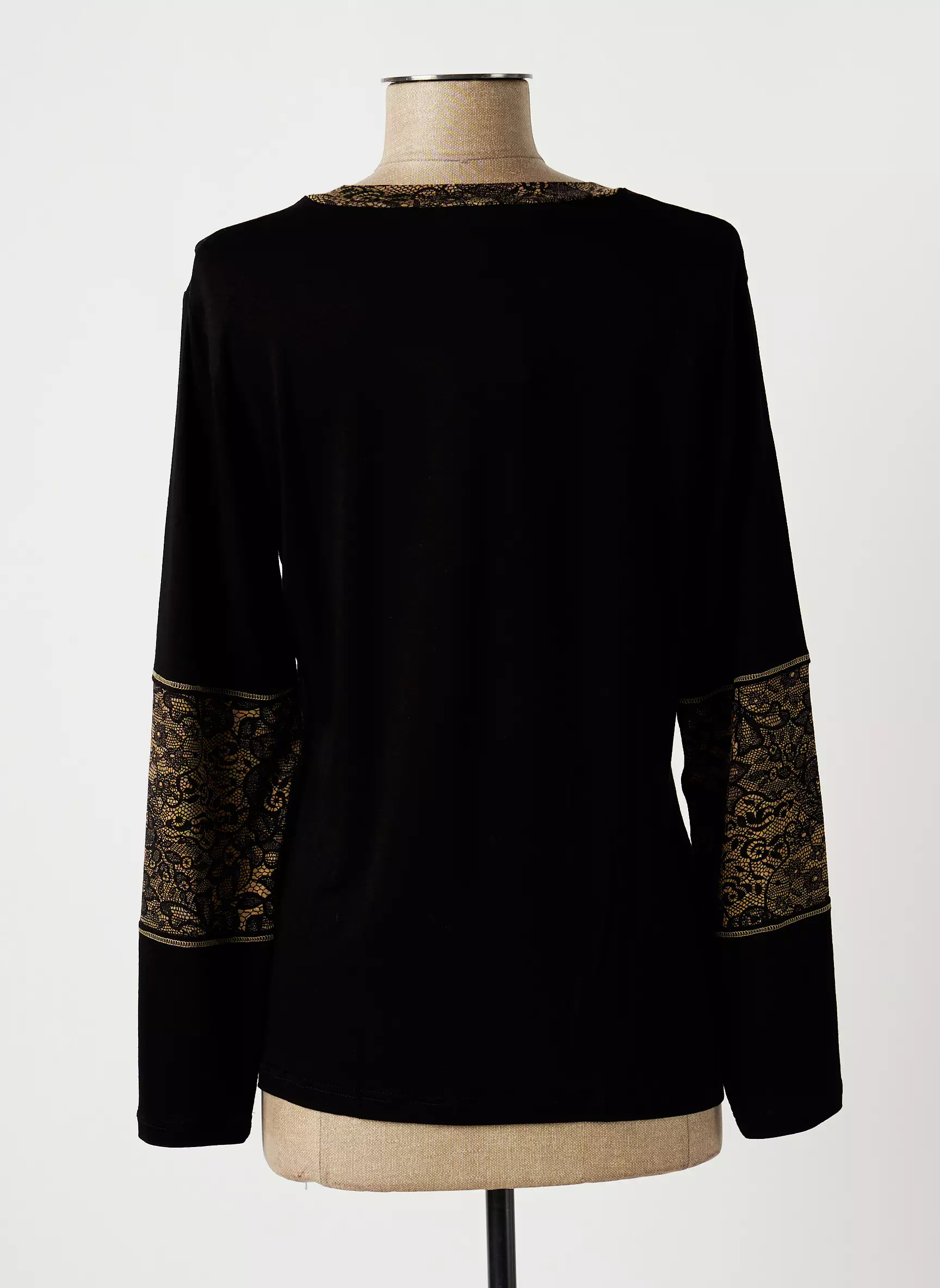 Meri Esca Tshirts Femme couleur noir