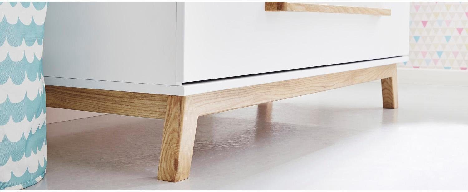 Pinolino® Babyzimmer-Komplettset Riva, (Set, 3-St., Kinderbett, Schrank, Wickelkommode), breit groß; mit Kinderbett, Schrank und Wickelkommode