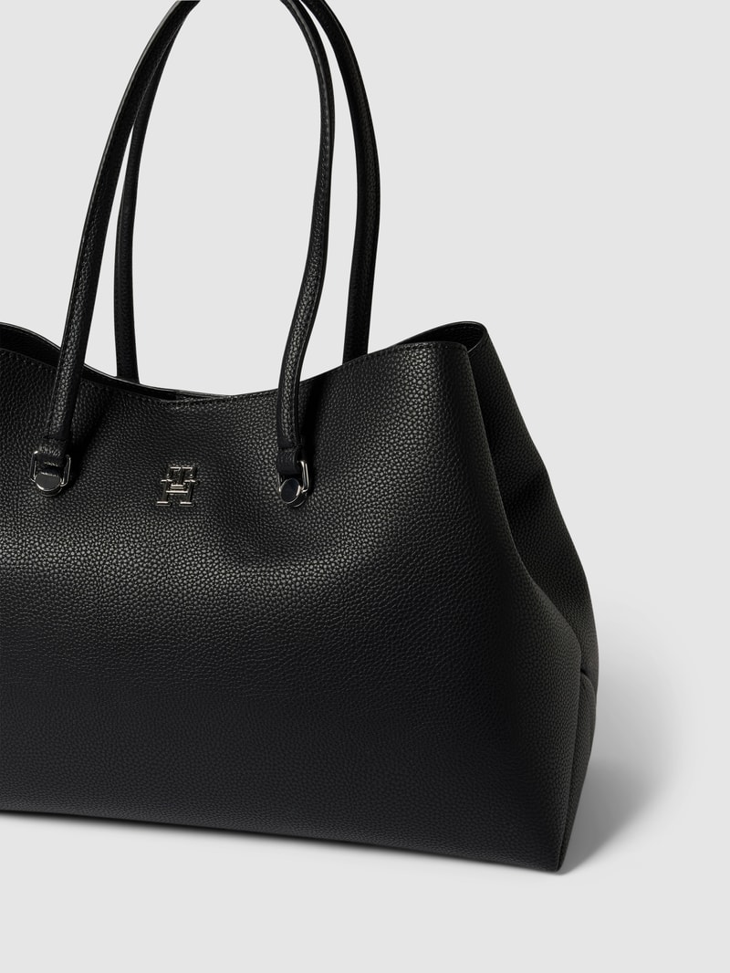 Shopper mit Label-Applikation in schwarz