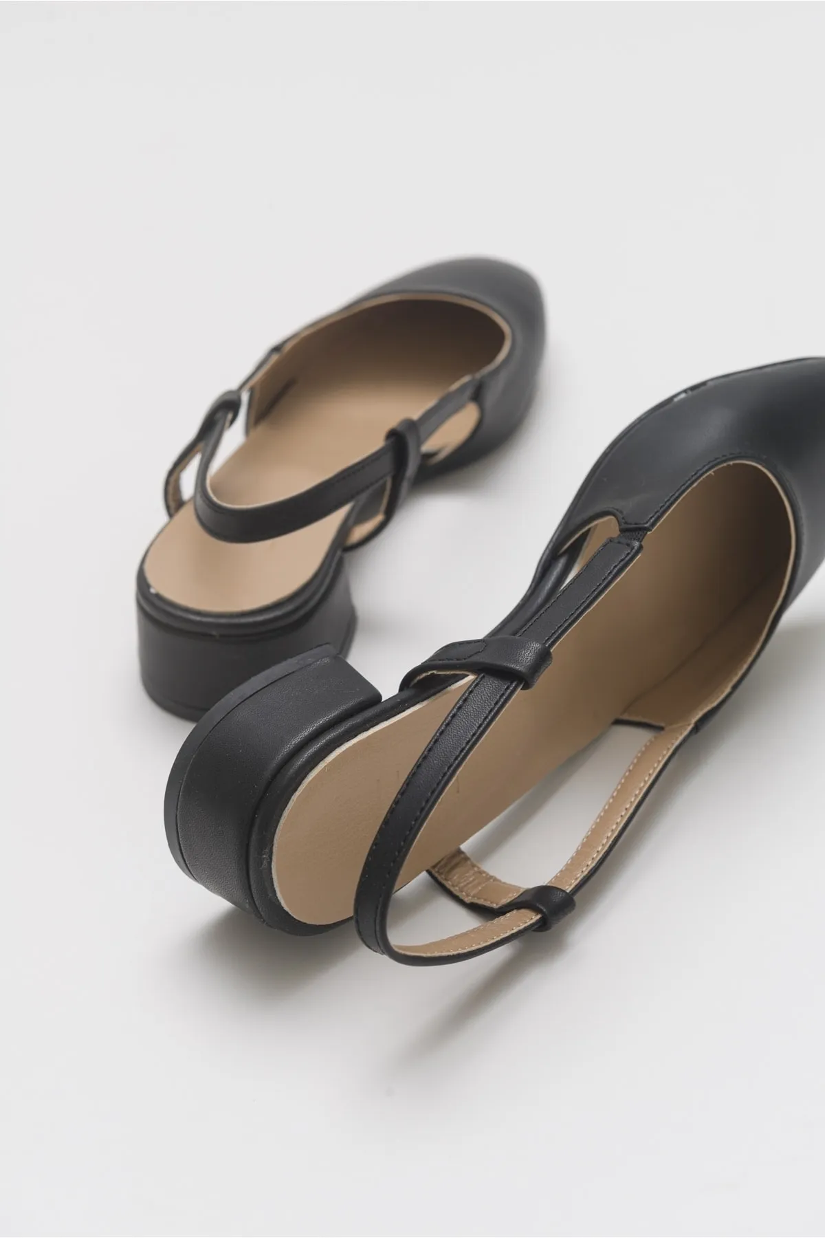 LuviShoes  66 Damensandalen mit schwarzer Haut
